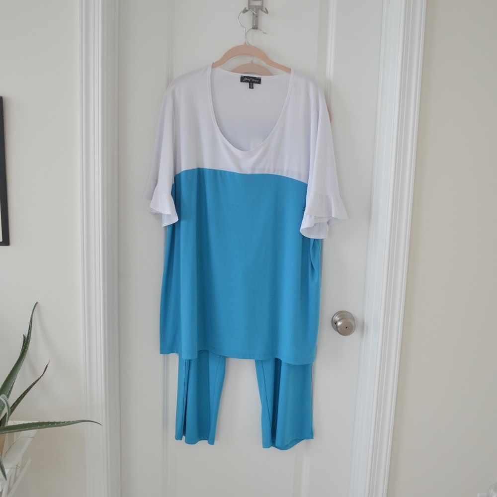 Slinky Brand Light Blue and White Co-ord Set